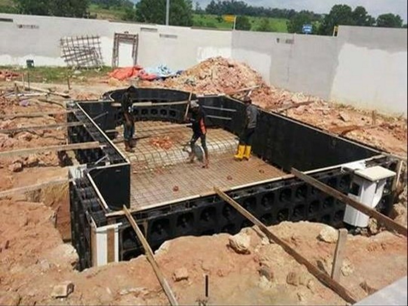 Swimming Pool Construction 